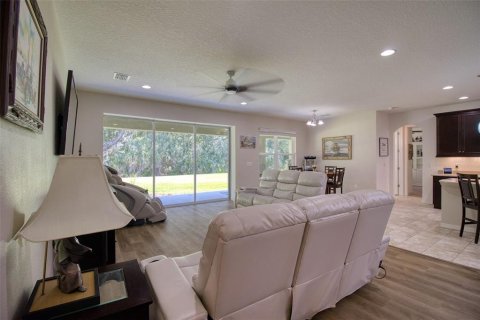 Villa ou maison à vendre à Wesley Chapel, Floride: 6 chambres, 448.72 m2 № 2296303 - photo 17