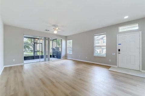 Townhouse in Sanford, Florida 3 bedrooms, 153.01 sq.m. № 2384319 - photo 7