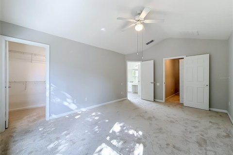 Townhouse in Sanford, Florida 3 bedrooms, 153.01 sq.m. № 2384319 - photo 17