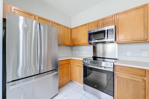 Townhouse in Sanford, Florida 3 bedrooms, 153.01 sq.m. № 2384319 - photo 11