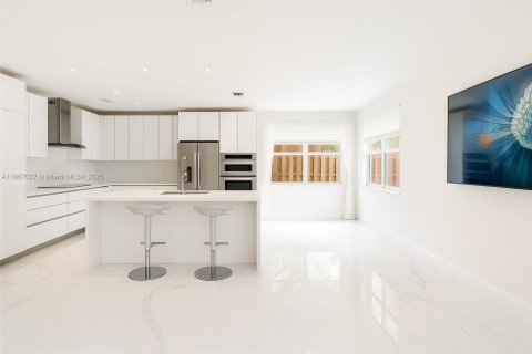 Villa ou maison à vendre à Cutler Bay, Floride: 4 chambres, 248.05 m2 № 1920661 - photo 3