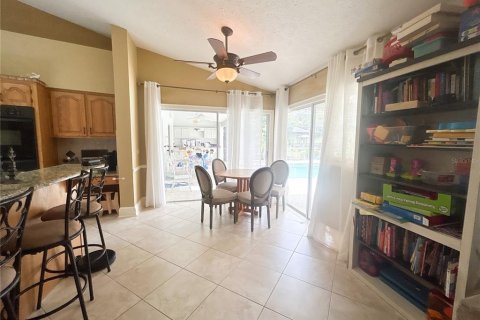 House in Plant City, Florida 4 bedrooms, 317.08 sq.m. № 1785569 - photo 13