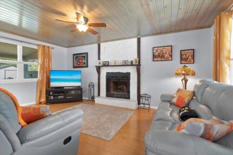 Villa ou maison à vendre à St. Lucie, Floride: 3 chambres, 156.63 m2 № 2181856 - photo 11