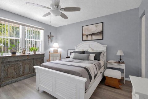 Villa ou maison à vendre à St. Lucie, Floride: 3 chambres, 156.63 m2 № 2181856 - photo 6