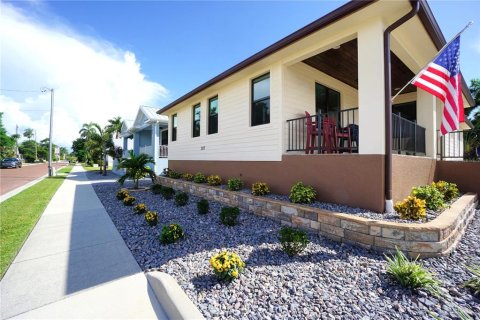 Villa ou maison à vendre à Punta Gorda, Floride: 2 chambres, 125.05 m2 № 2324889 - photo 4