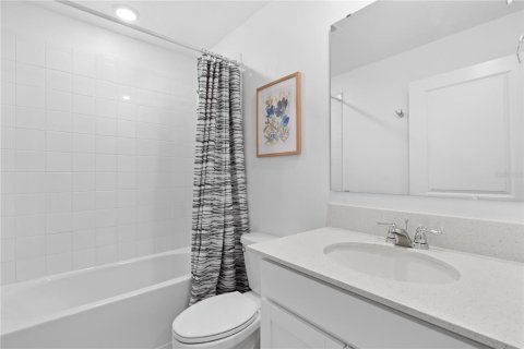 House in ASTONIA in Davenport, Florida 3 bedrooms, 144.46 sq.m. № 2208928 - photo 6