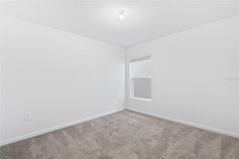 House in ASTONIA in Davenport, Florida 3 bedrooms, 144.46 sq.m. № 2208928 - photo 7