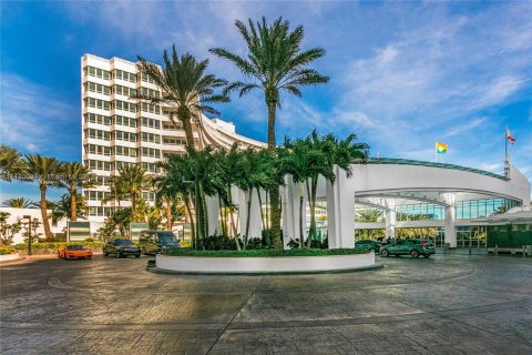 Condominio en venta en Miami Beach, Florida, 49.98 m2 № 1860419 - foto 23