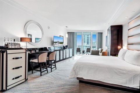 Condominio en venta en Miami Beach, Florida, 49.98 m2 № 1860419 - foto 4