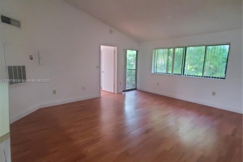 Снять в аренду кондоминиум в Форт-Лодердейл, Флорида 1 спальня, 58.71м2, № 1949688 - фото 5