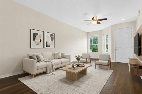 Townhouse in Sorrento, Florida 3 bedrooms, 140.19 sq.m. № 2151113 - photo 3