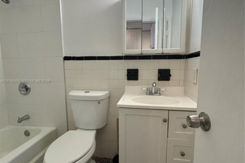 Appartement à louer à Fort Lauderdale, Floride: 1 chambre, 243.78 m2 № 2084370 - photo 7