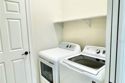 Casa en alquiler en Dunnellon, Florida, 3 dormitorios, 182.37 m2 № 923005 - foto 24