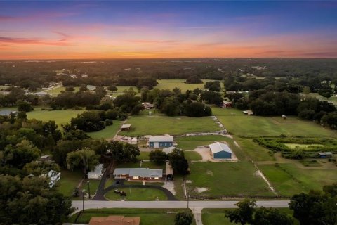 Villa ou maison à Lakeland, Floride 3 chambres, 182.18 m2 № 2412726