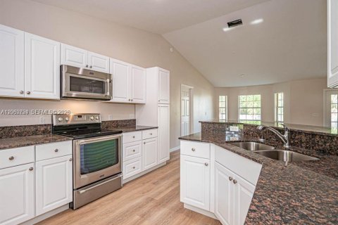 Villa ou maison à vendre à Vero Beach, Floride: 3 chambres, 135.45 m2 № 2185096 - photo 4