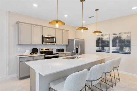 Townhouse in TOHOQUA in Kissimmee, Florida 3 bedrooms, 156.35 sq.m. № 1772064 - photo 5