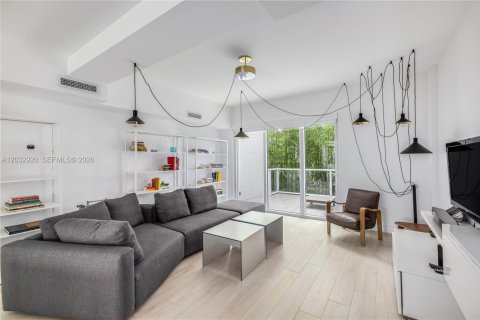Купить кондоминиум в Майами, Флорида 2 спальни, 166.67м2, № 2154074 - фото 11