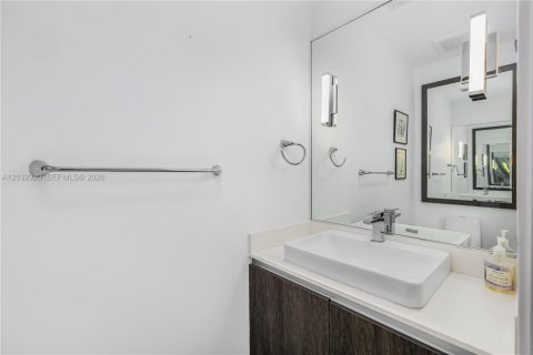 Купить кондоминиум в Майами, Флорида 2 спальни, 166.67м2, № 2154074 - фото 22