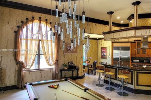 Casa en venta en Davie, Florida, 6 dormitorios, 425.49 m2 № 1978354 - foto 6