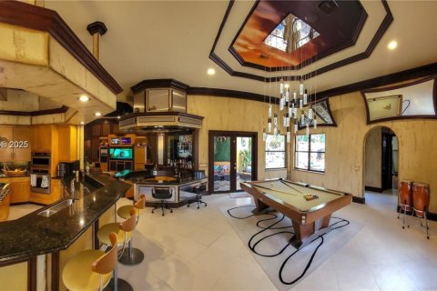 Casa en venta en Davie, Florida, 6 dormitorios, 425.49 m2 № 1978354 - foto 13