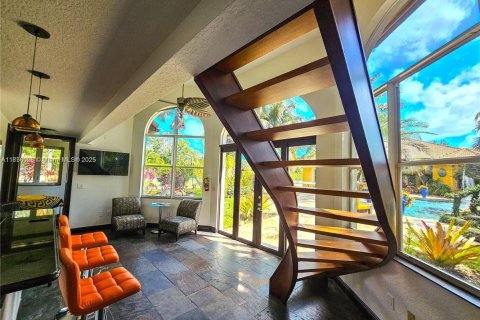 Casa en venta en Davie, Florida, 6 dormitorios, 425.49 m2 № 1978354 - foto 20