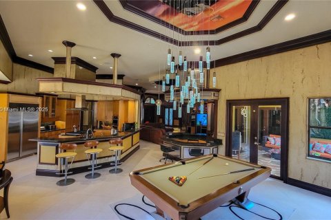 Casa en venta en Davie, Florida, 6 dormitorios, 425.49 m2 № 1978354 - foto 15