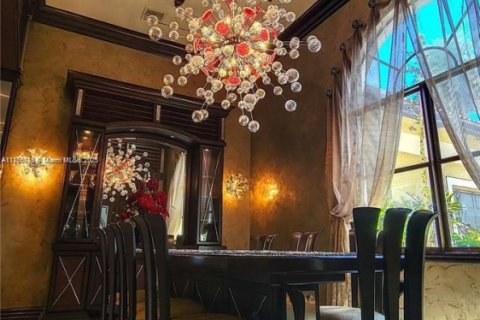 Casa en venta en Davie, Florida, 6 dormitorios, 425.49 m2 № 1978354 - foto 9