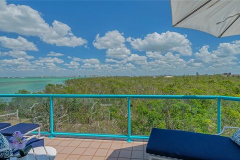 Copropriété à vendre à Longboat Key, Floride: 3 chambres, 267.56 m2 № 1716556 - photo 19