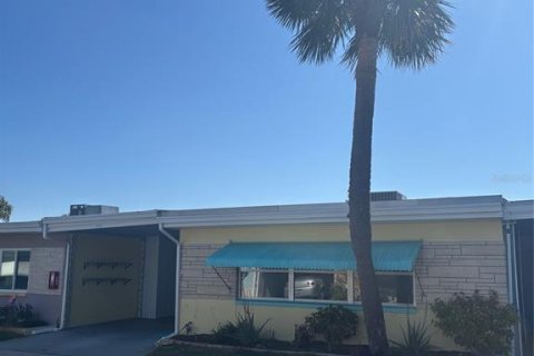 House in Largo, Florida 1 bedroom, 77.11 sq.m. № 1644158 - photo 2