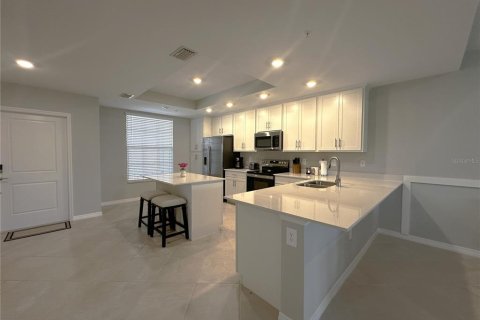 Adosado en alquiler en Punta Gorda, Florida, 2 dormitorios, 148.27 m2 № 1784679 - foto 4