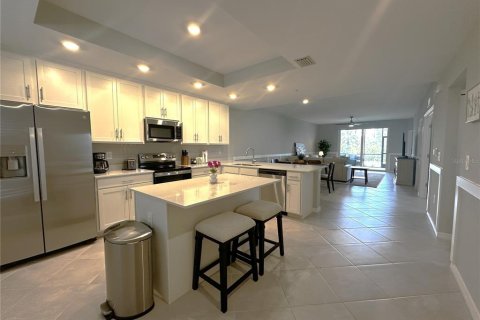 Adosado en alquiler en Punta Gorda, Florida, 2 dormitorios, 148.27 m2 № 1784679 - foto 3