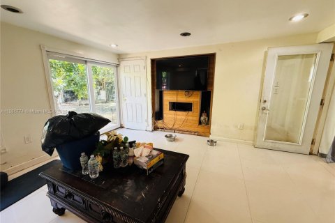 Купить виллу или дом в Опа-Локка, Флорида 4 спальни, 156.08м2, № 1943539 - фото 11