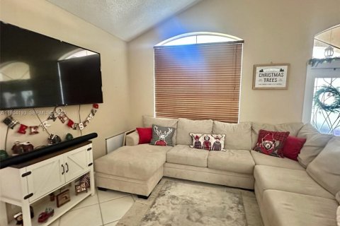 Villa ou maison à vendre à Coral Springs, Floride: 4 chambres, 202.9 m2 № 1966713 - photo 10