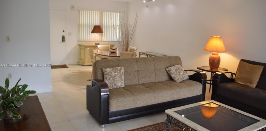 Apartamento en Miami, Florida 2 dormitorios, 119.57 m2 № 2009139