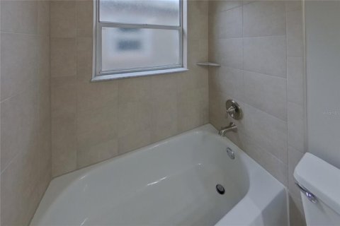 Снять в аренду виллу или дом в Апопка, Флорида 6 комнат, 112.69м2, № 2094814 - фото 16