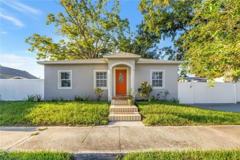 Casa en Tampa, Florida 3 dormitorios, 116.13 m2 № 2369316