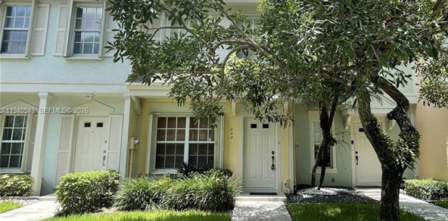 Touwnhouse à Weston, Floride 2 chambres, 103.12 m2 № 1999266