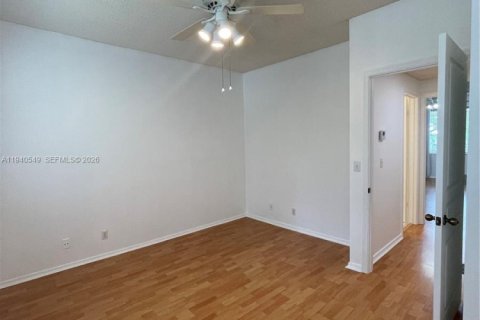 Touwnhouse à louer à Weston, Floride: 2 chambres, 103.12 m2 № 1999266 - photo 15