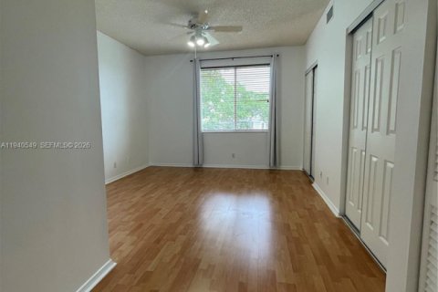 Touwnhouse à louer à Weston, Floride: 2 chambres, 103.12 m2 № 1999266 - photo 12