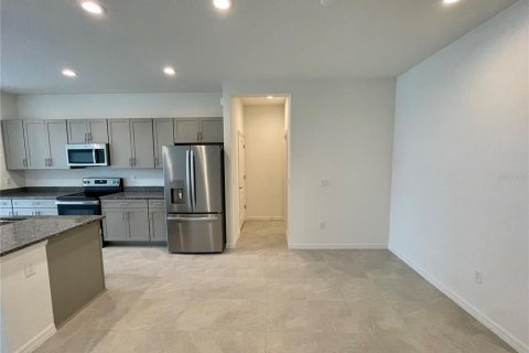 Adosado en alquiler en Parrish, Florida, 3 dormitorios, 161.28 m2 № 1789809 - foto 8
