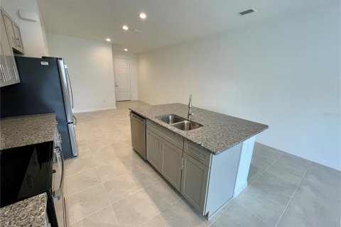 Adosado en alquiler en Parrish, Florida, 3 dormitorios, 161.28 m2 № 1789809 - foto 11