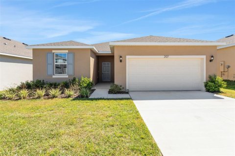 Casa en venta en Lake Wales, Florida, 4 dormitorios, 163.32 m2 № 1680660 - foto 1