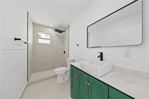 House in Homestead, Florida 4 bedrooms, 148.83 sq.m. № 1783961 - photo 9