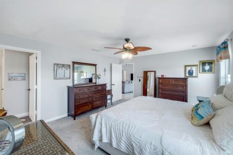 House in Cape Coral, Florida 4 bedrooms, 170.01 sq.m. № 1800416 - photo 20