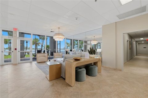 Condominio en venta en Clearwater, Florida, 1 dormitorio, 103.21 m2 № 2296836 - foto 19