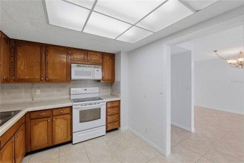 Condominio en venta en Clearwater, Florida, 1 dormitorio, 103.21 m2 № 2296836 - foto 14