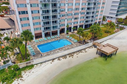 Condominio en venta en Clearwater, Florida, 1 dormitorio, 103.21 m2 № 2296836 - foto 3