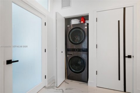 Condominio en alquiler en Aventura, Florida, 3 dormitorios, 126.53 m2 № 1991321 - foto 21