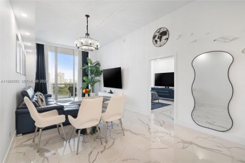 Condominio en alquiler en Aventura, Florida, 3 dormitorios, 126.53 m2 № 1991321 - foto 7