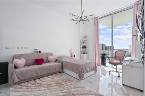 Condominio en alquiler en Aventura, Florida, 3 dormitorios, 126.53 m2 № 1991321 - foto 19